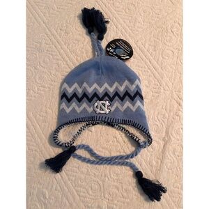 NWT Zephyr UNC TAR HEELS Beanie Knit Hat Light Blue Chevron Ear Flap Pompom